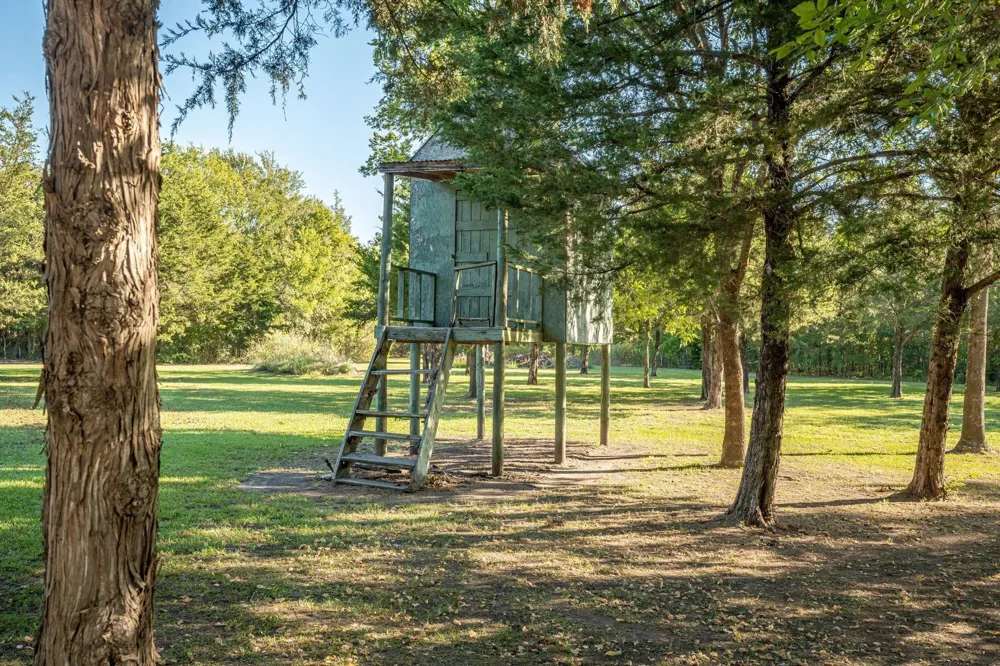2691 County Road 3335 Ladonia, TX 75449