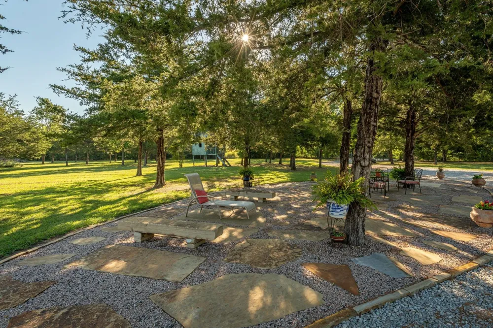 2691 County Road 3335 Ladonia, TX 75449