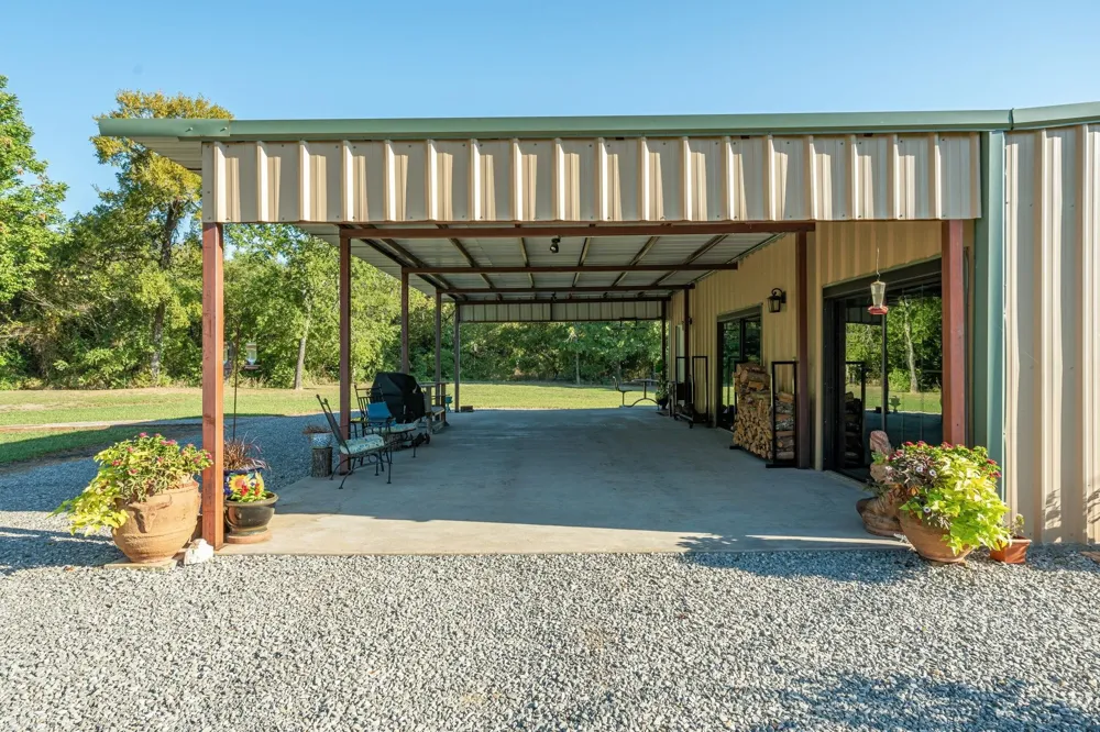 2691 County Road 3335 Ladonia, TX 75449