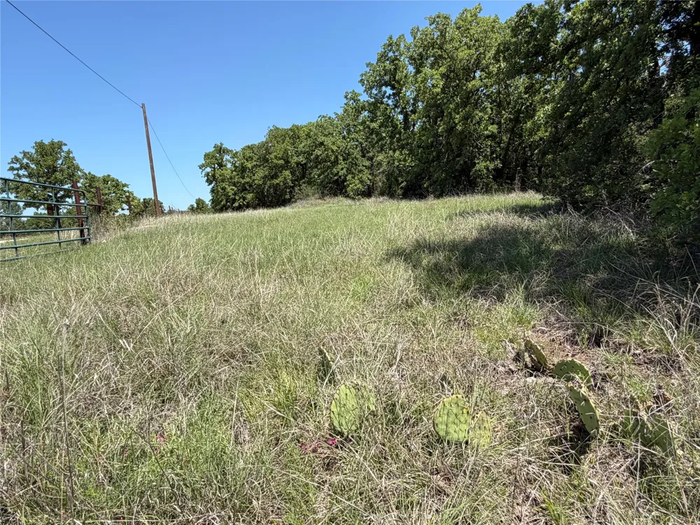 230 Keys Road Sunset, TX 76270