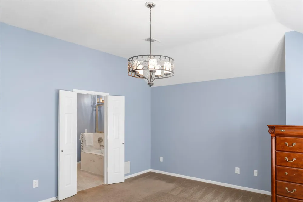 1405 El Camino Village Drive Webster, TX 77058
