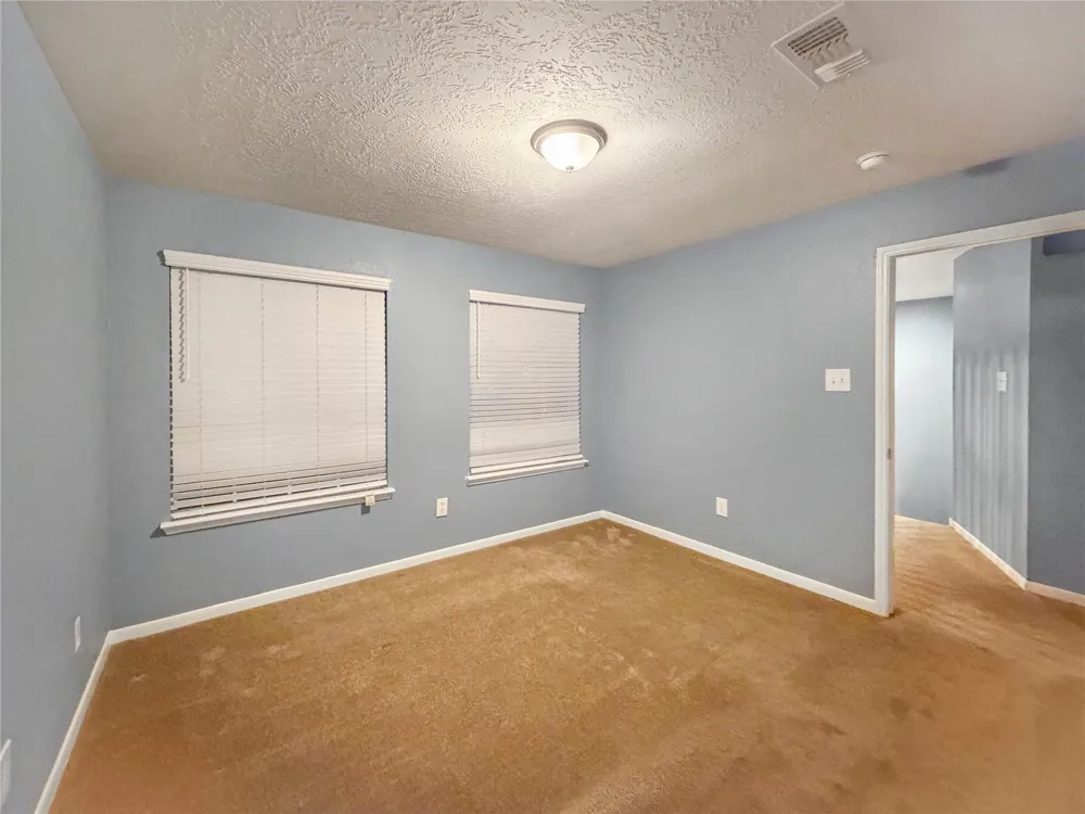 1405 El Camino Village Drive Webster, TX 77058