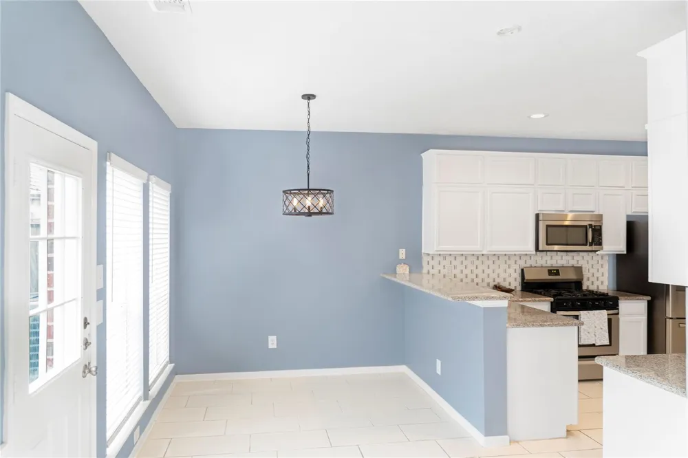 1405 El Camino Village Drive Webster, TX 77058