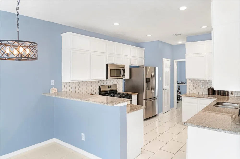 1405 El Camino Village Drive Webster, TX 77058
