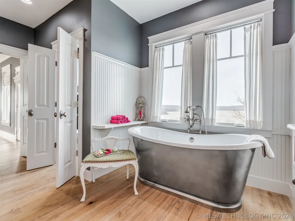 76 Ridgeline Road Carlton Landing, OK 74432