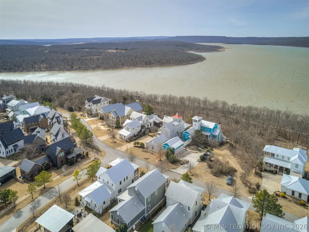 76 Ridgeline Road Carlton Landing, OK 74432