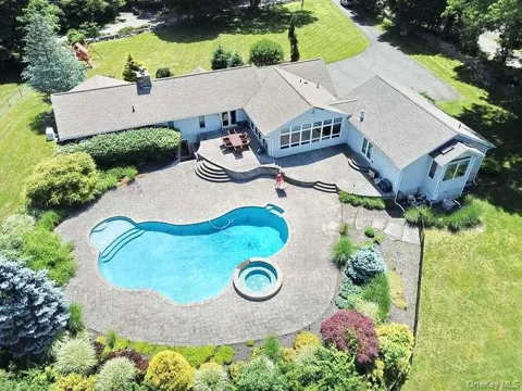 89 Spook Rock Road