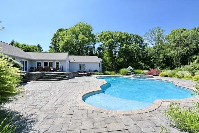 89 Spook Rock Road Suffern, NY 10901