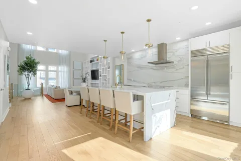 56 1st Street #L4