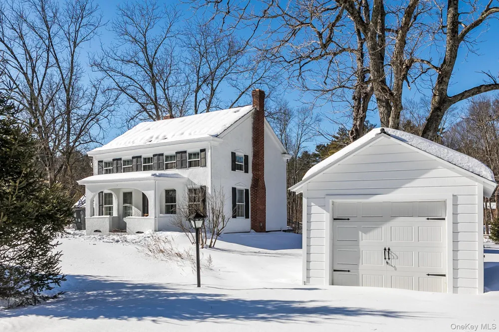 8 George Sickle Road Saugerties, NY 12477