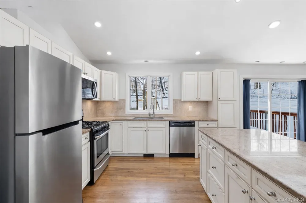 153 S Pascack Road Nanuet, NY 10954
