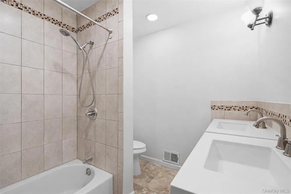153 S Pascack Road Nanuet, NY 10954