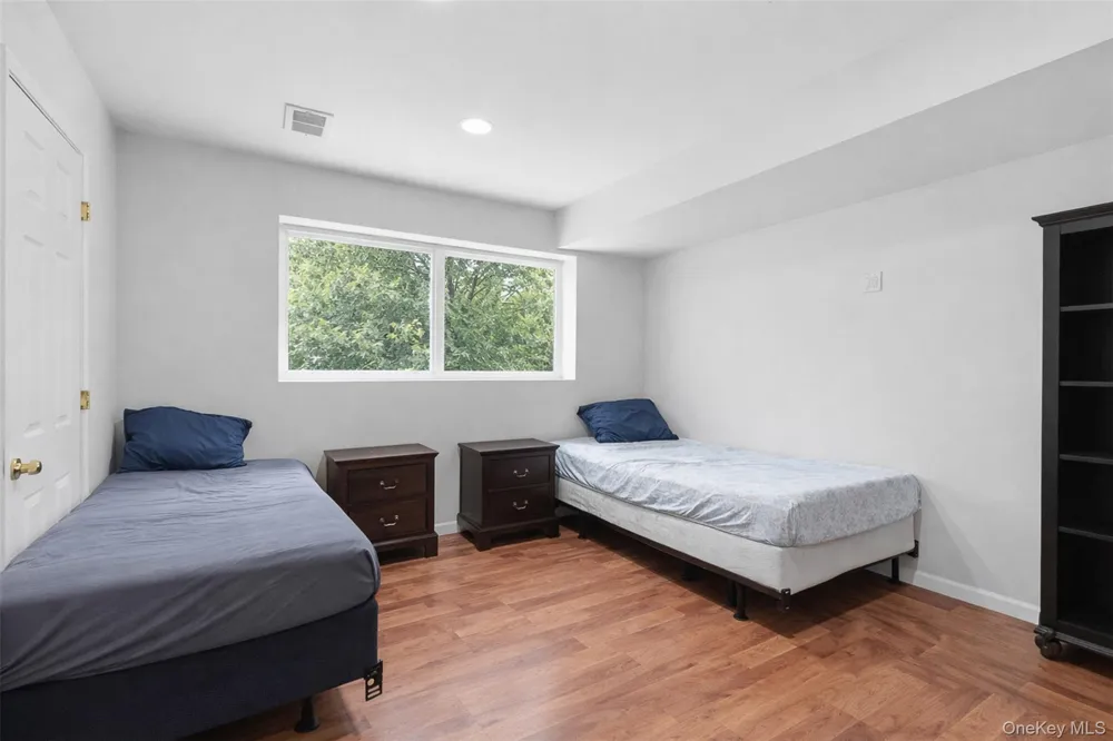 153 S Pascack Road Nanuet, NY 10954