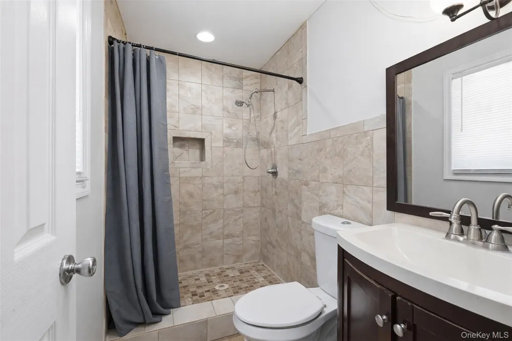 153 S Pascack Road Nanuet, NY 10954