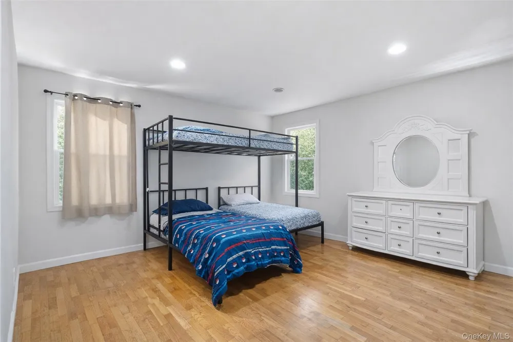 153 S Pascack Road Nanuet, NY 10954
