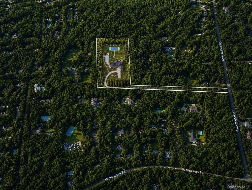 154 Oakview Highway #B East Hampton, NY 11937