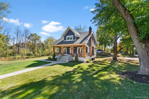 42 Colonial Avenue
