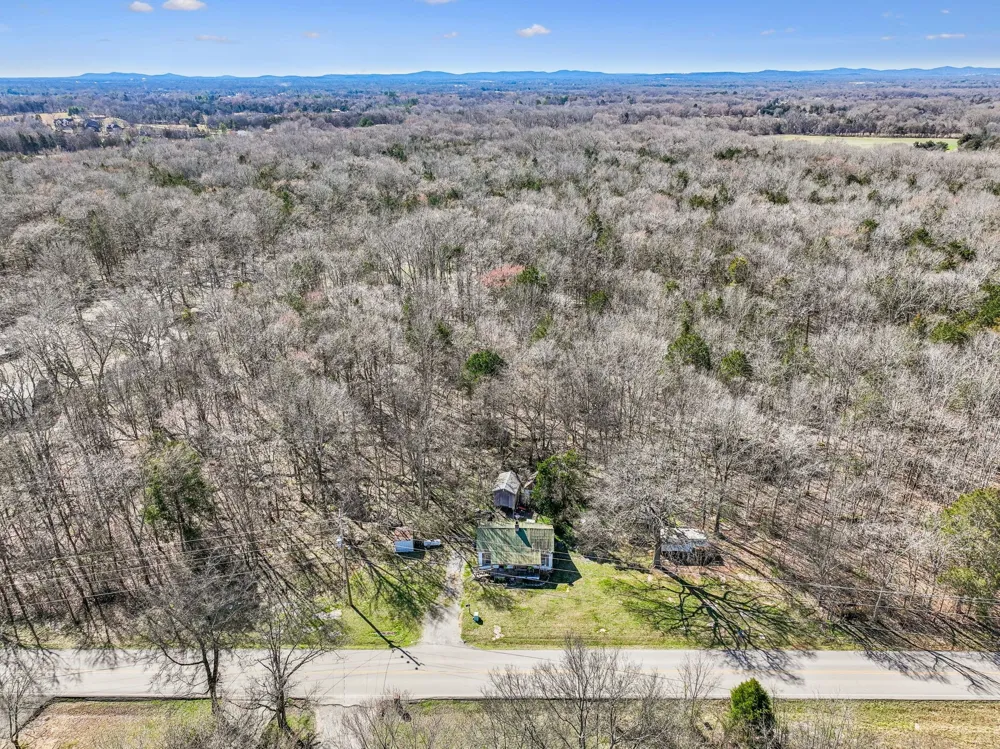 4025 Leanna Rd Murfreesboro, TN 37129