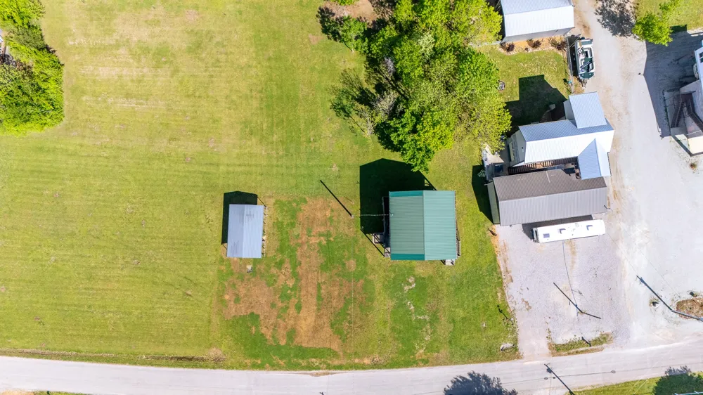 2705 Catfish Ln Crump, TN 38327