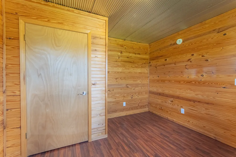 2705 Catfish Ln Crump, TN 38327