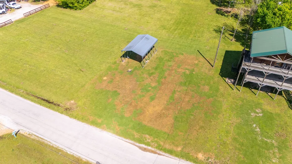 2705 Catfish Ln Crump, TN 38327
