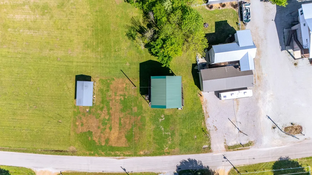 2705 Catfish Ln Crump, TN 38327