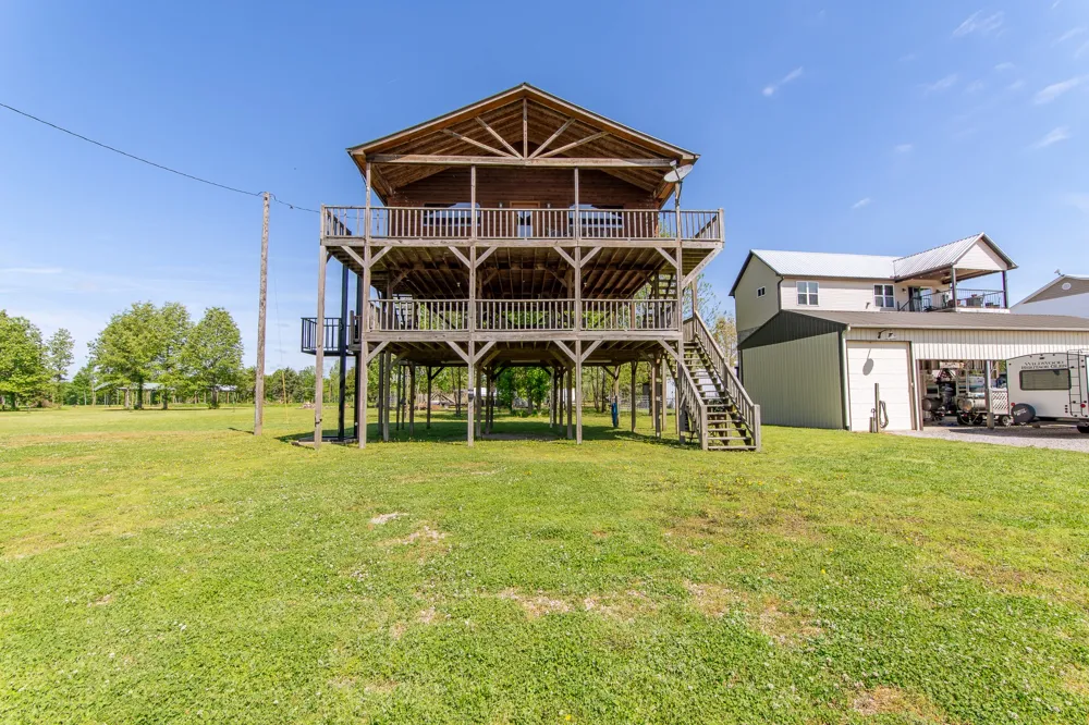 2705 Catfish Ln Crump, TN 38327