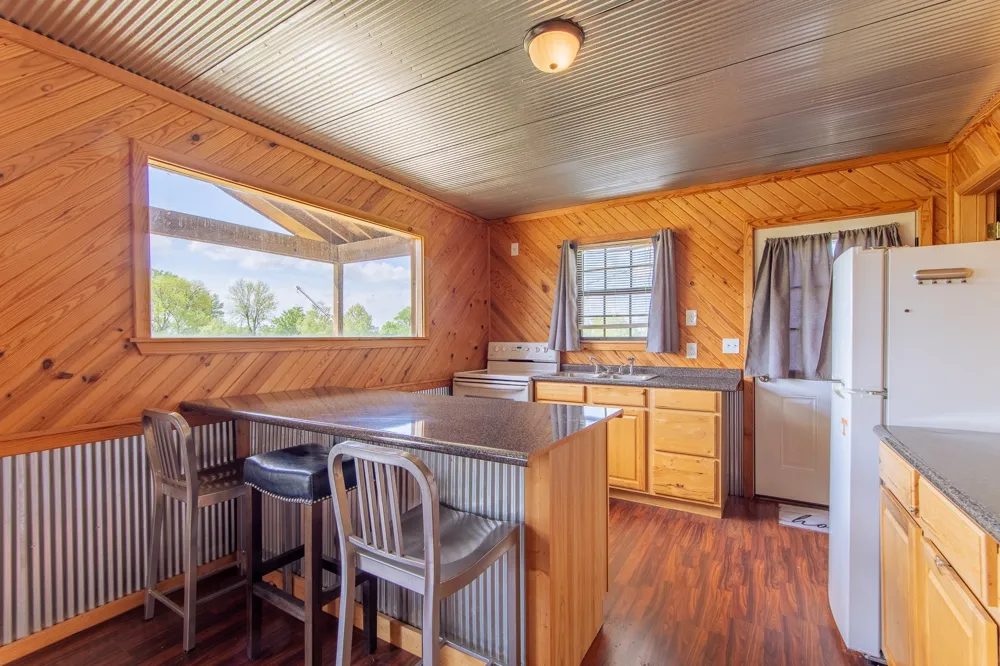 2705 Catfish Ln Crump, TN 38327