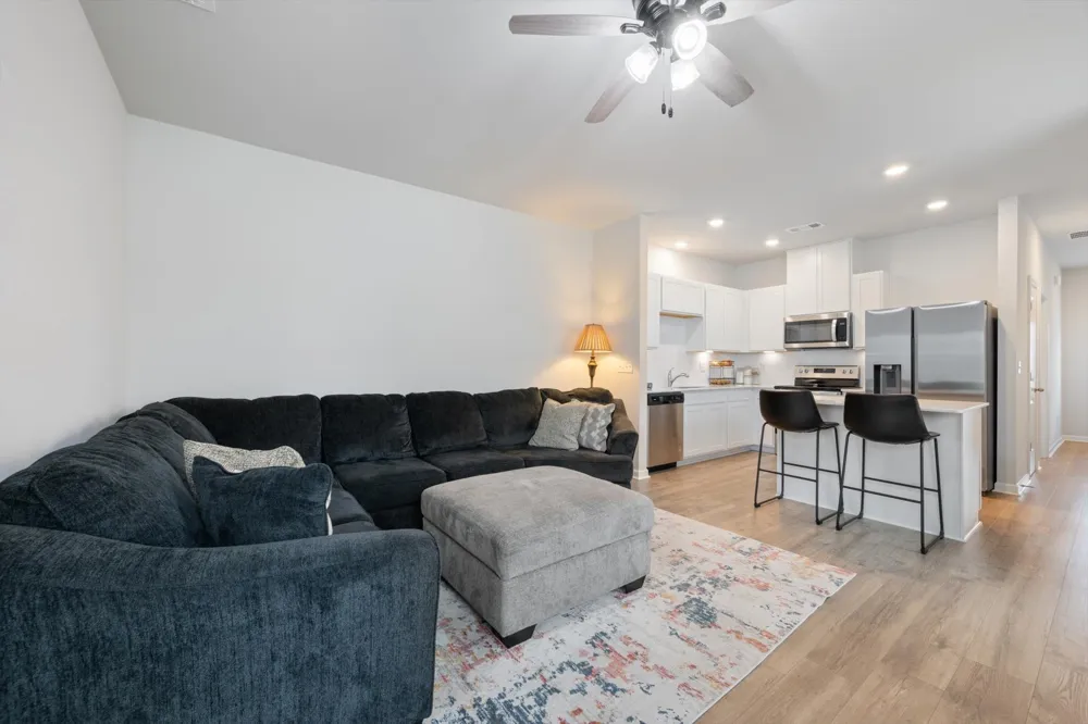 1434 Walker Way Columbia, TN 38401