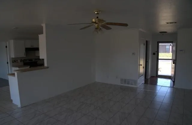 401 James Loop Killeen, TX 76542