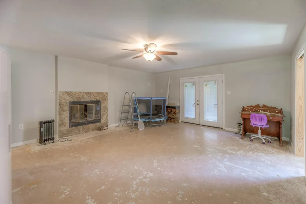 134 Deer Run Road Trinity, TX 75862