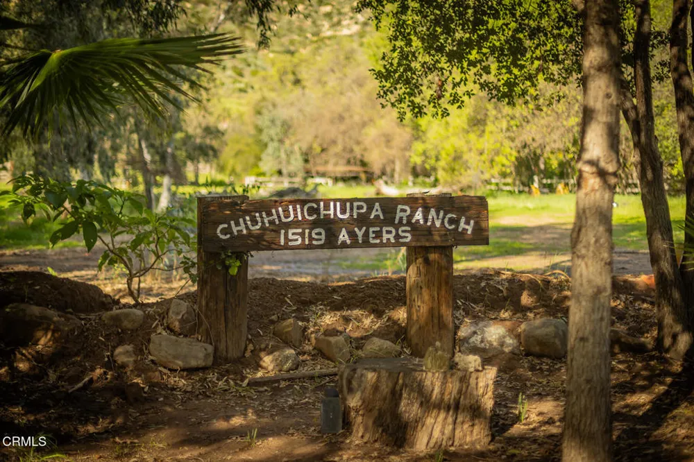 1519 Ayers Avenue Ojai, CA 93023