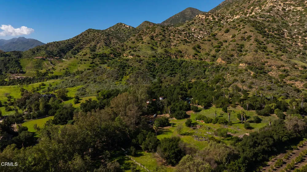 1519 Ayers Avenue Ojai, CA 93023