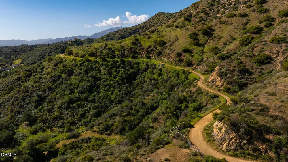 1519 Ayers Avenue Ojai, CA 93023