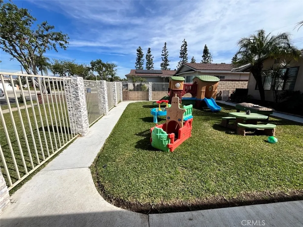 18726 La Guardia Rowland Heights, CA 91748