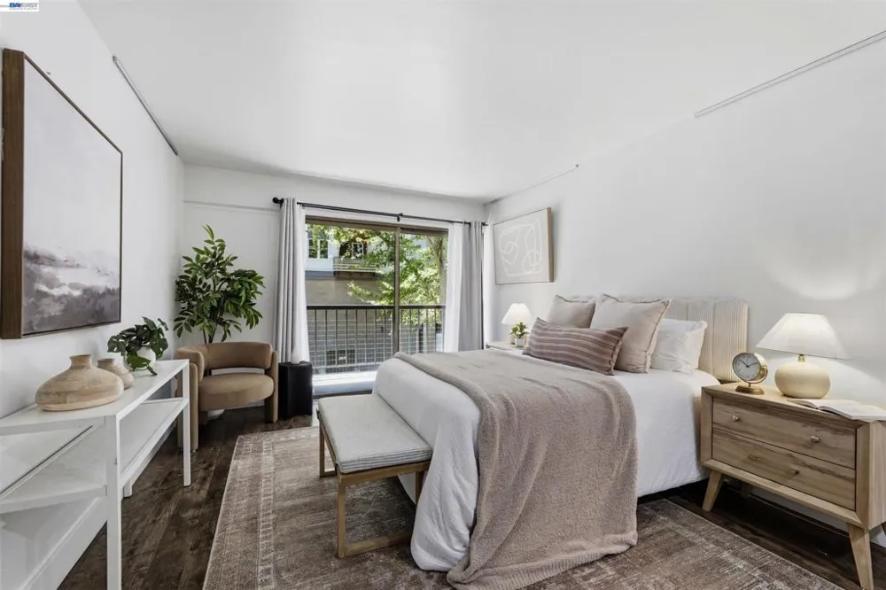 500 N St #205 Sacramento, CA 95814