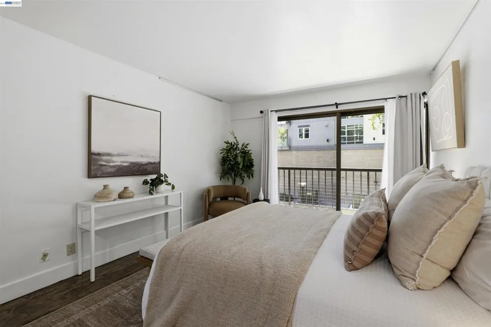 500 N St #205 Sacramento, CA 95814