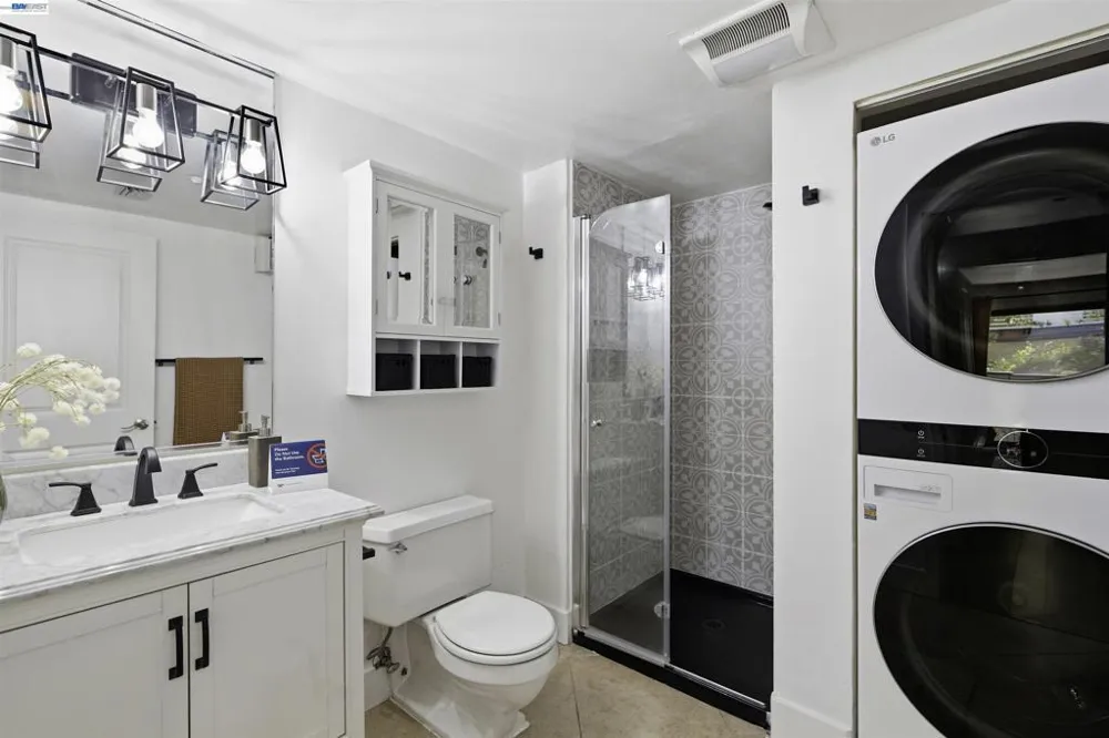 500 N St #205 Sacramento, CA 95814