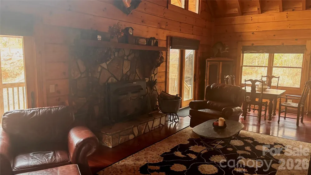 1694 Humpback Mountain Road Spruce Pine, NC 28777