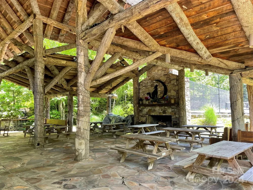 000 El Miner Drive #464 Mars Hill, NC 28754