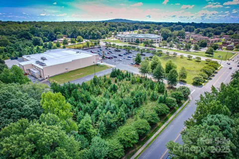00 Lynhaven Drive #2