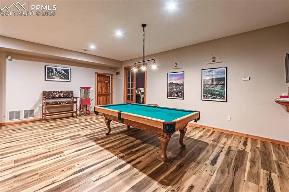 1210 Kenosha Drive Larkspur, CO 80118