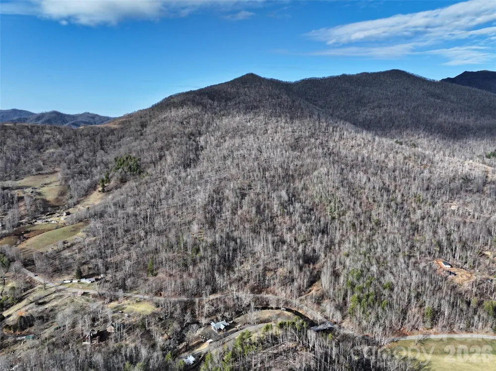 0000 Fork Mountain Road Bakersville, NC 28705