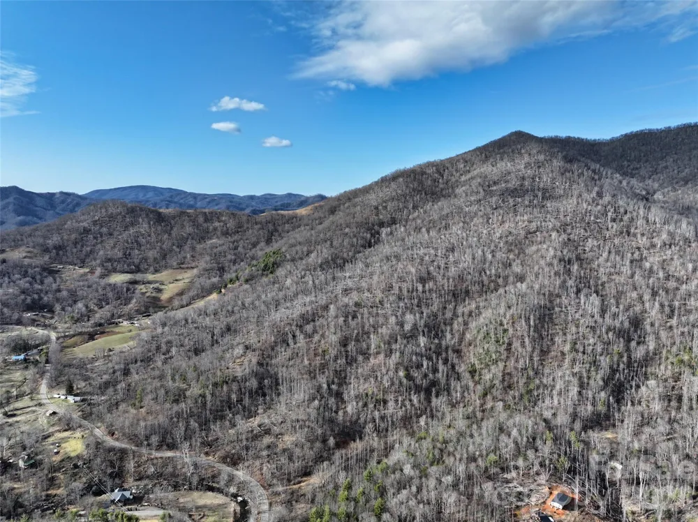 0000 Fork Mountain Road Bakersville, NC 28705