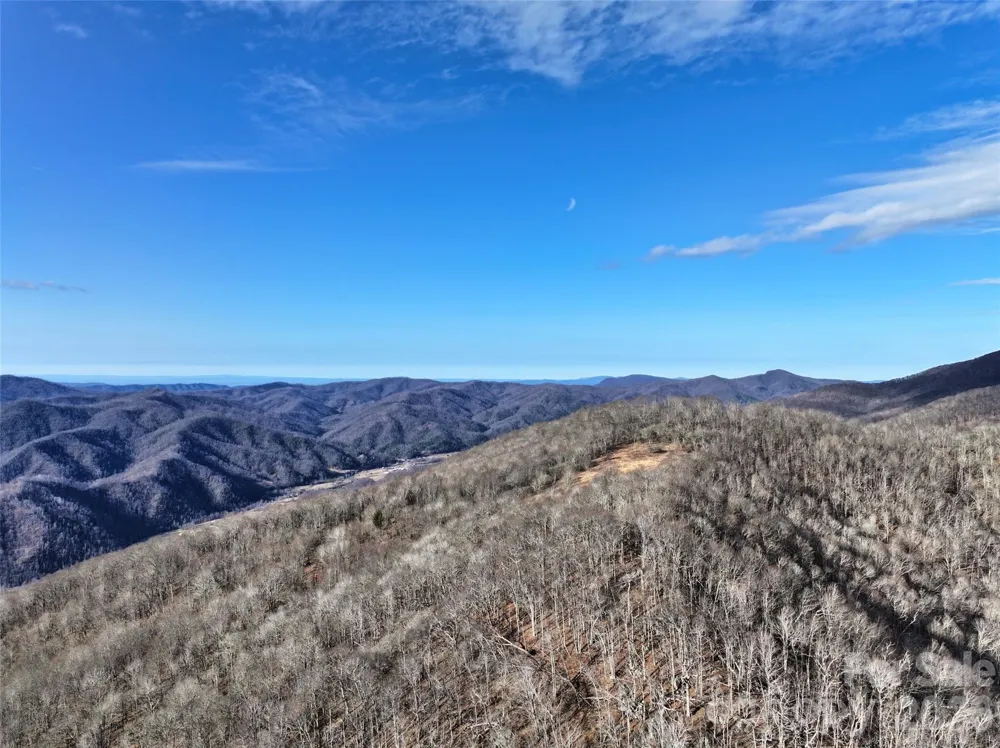 0000 Fork Mountain Road Bakersville, NC 28705