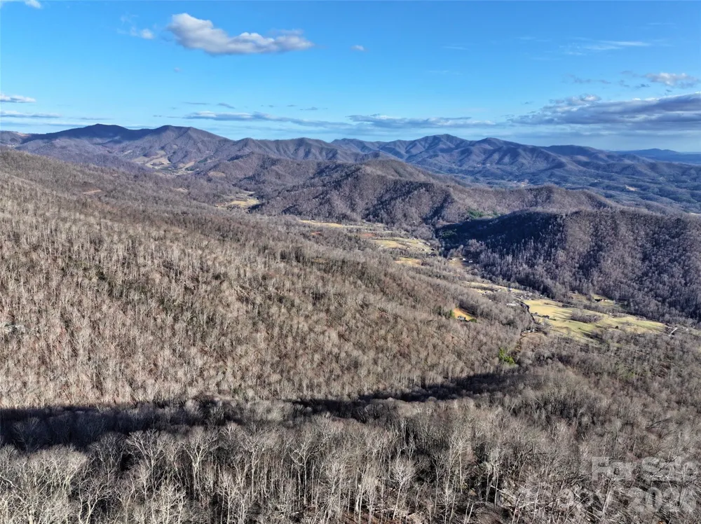 0000 Fork Mountain Road Bakersville, NC 28705