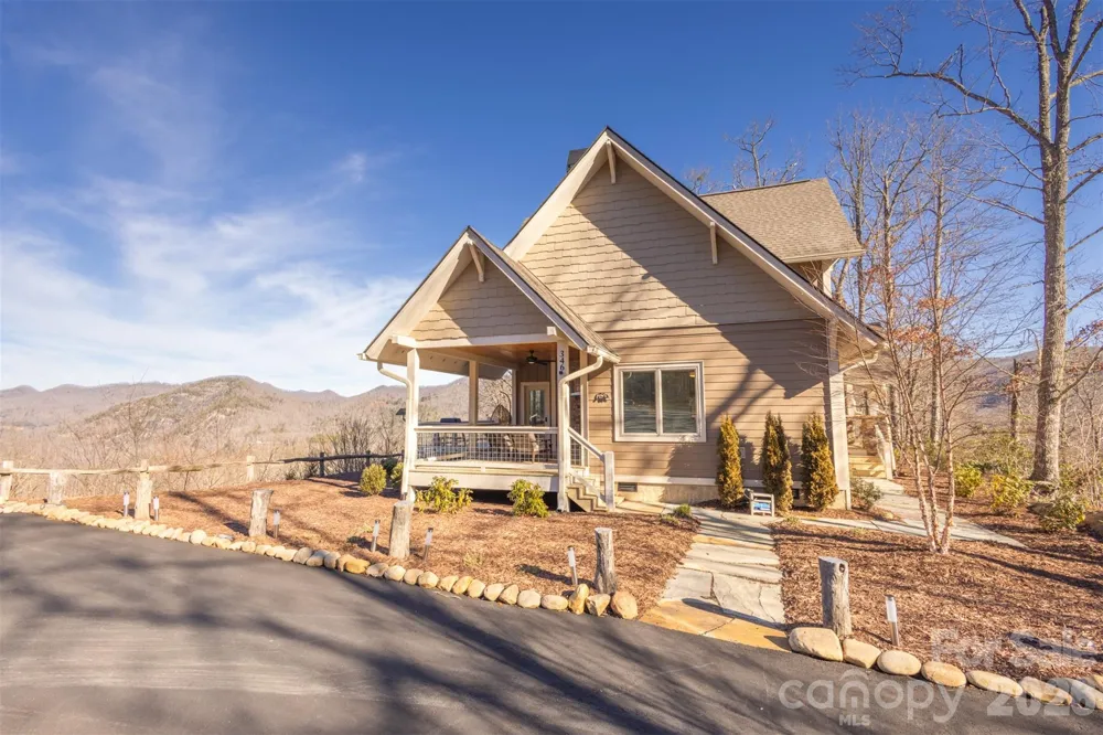 346 Birdymay Drive Tuckasegee, NC 28783