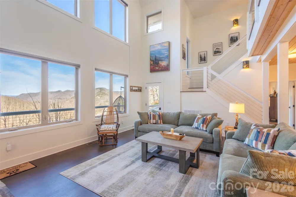 346 Birdymay Drive Tuckasegee, NC 28783
