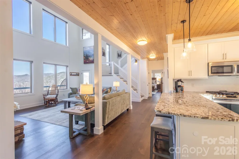346 Birdymay Drive Tuckasegee, NC 28783