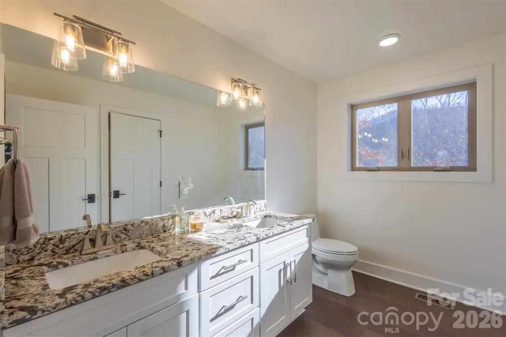 346 Birdymay Drive Tuckasegee, NC 28783